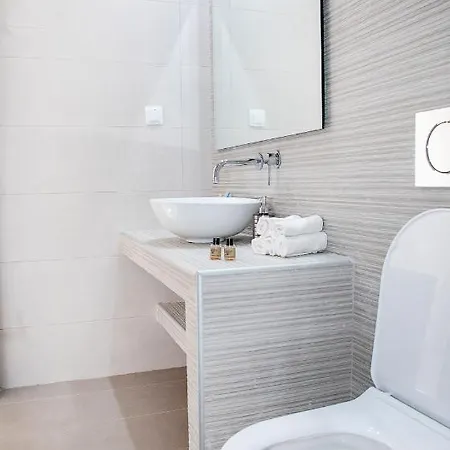 Grozos Gæstehus Páros